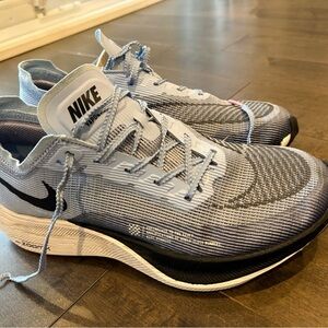 Nike Men's Blue and Black Athletic Shoes